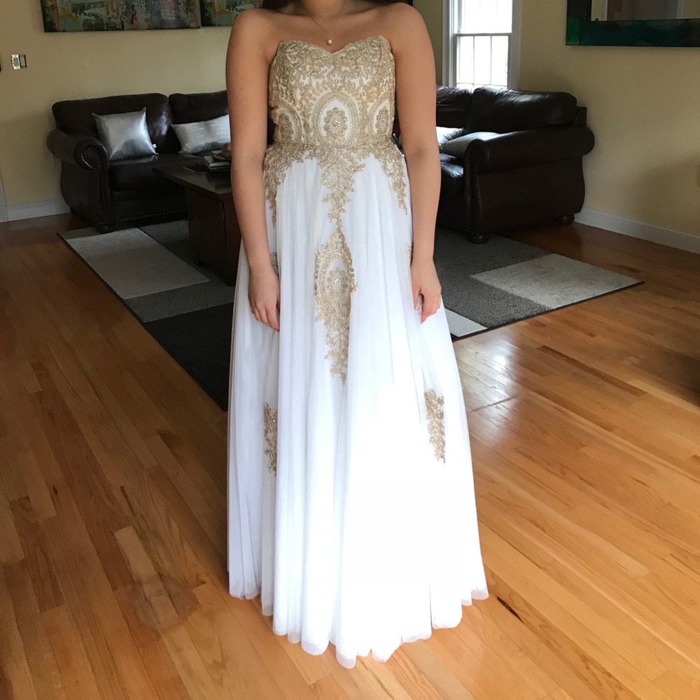 Prom dress - Picture 7 of 7